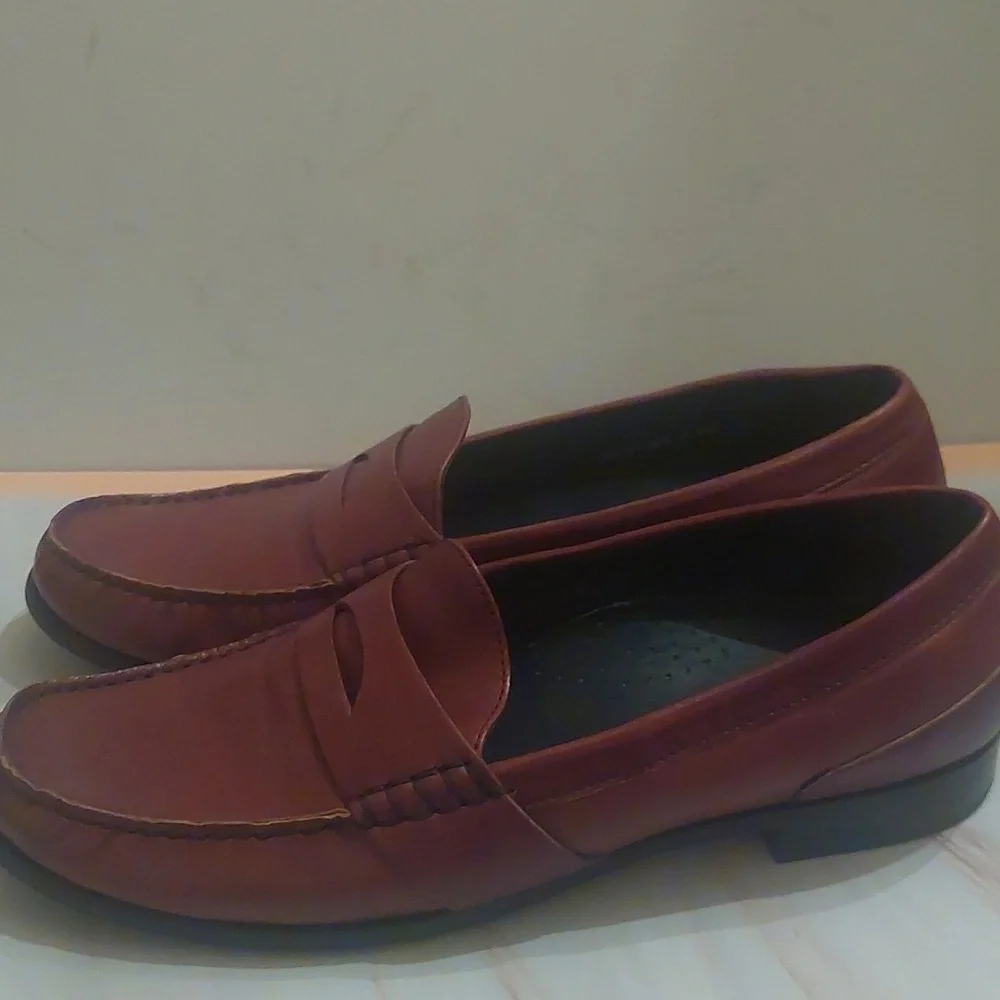 Cole Haan elegant brown